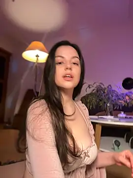 Snapshot of OohBunny chatting on 03-04-25, 05:45 OohBunny online show from 03-04-25, 05:45