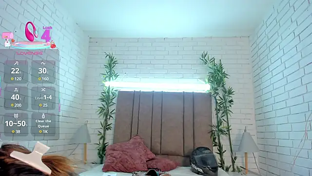 Alessia Taylorr online show from 03-08-25, 06:05