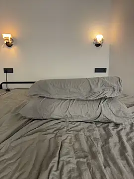 Snapshot of GlamourNova chatting on 02-23-26, 09:56 GlamourNova online show from 02-23-26, 09:56