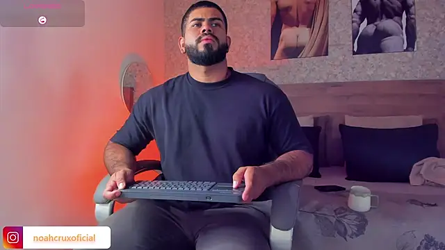 noah crux online show from 10-23-25, 08:29