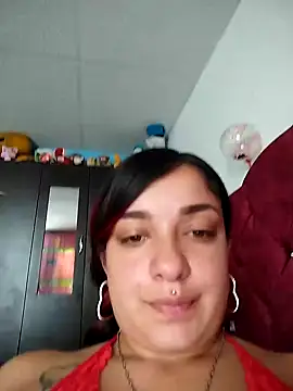 Snapshot of evelyn_prince1 chatting on 01-11-25, 05:07 evelyn prince1 online show from 01-11-25, 05:07