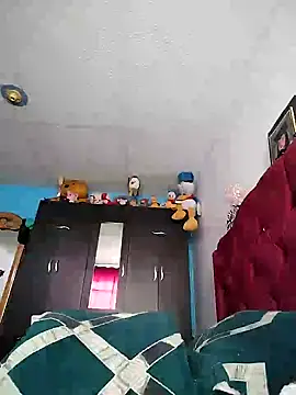 Snapshot of evelyn_prince1 chatting on 01-21-25, 02:15 evelyn prince1 online show from 01-21-25, 02:15