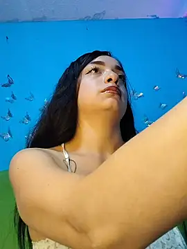 Snapshot of evelyn_prince1 chatting on 04-25-26, 02:47 evelyn prince1 online show from 04-25-26, 02:47