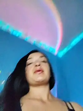 Snapshot of evelyn_prince1 chatting on 05-27-26, 03:36 evelyn prince1 online show from 05-27-26, 03:36