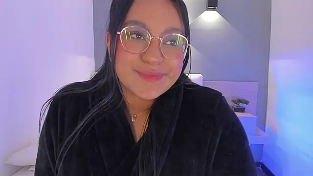 Snapshot of ellamontoya chatting on 02-11-25, 07:23 ellamontoya online show from 02-11-25, 07:23