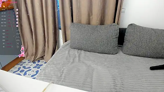 miissblonde online show from 11-10-25, 02:10