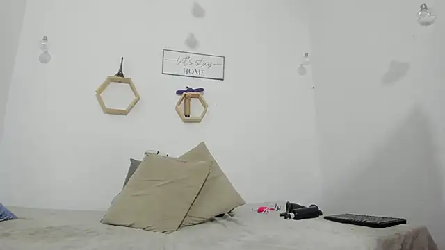 clarise cooper online show from 10-02-25, 08:21