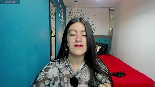 Snapshot of LiaCooper_ chatting on 12-03-24, 06:17 LiaCooper online show from 12-03-24, 06:17