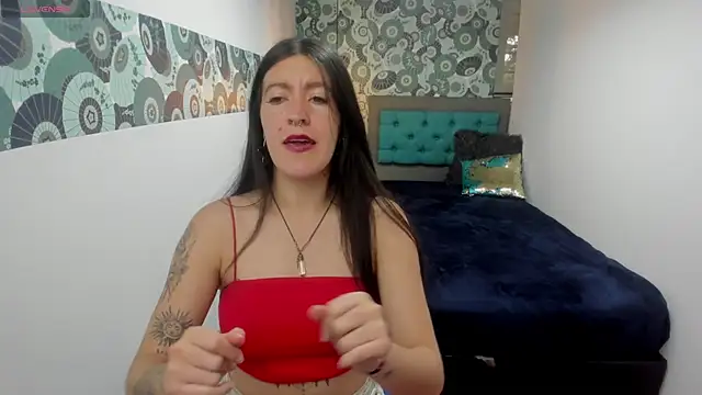 Snapshot of LiaCooper_ chatting on 12-23-24, 03:12 LiaCooper online show from 12-23-24, 03:12