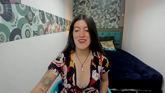 Snapshot of LiaCooper_ chatting on 12-30-24, 11:59 LiaCooper online show from 12-30-24, 11:59