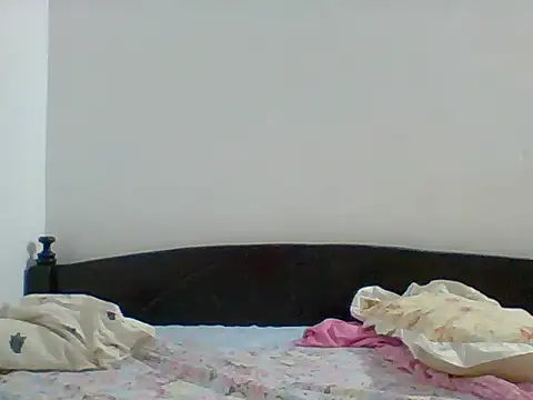 Snapshot of DADDYS_shuga chatting on 10-15-25, 07:14 DADDYS shuga online show from 10-15-25, 07:14