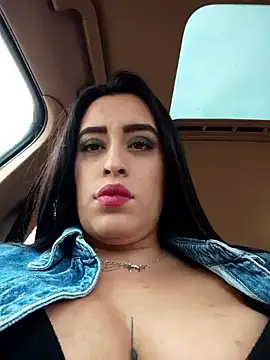 Snapshot of Freyja300 chatting on 12-19-25, 02:13 Freyja300 online show from 12-19-25, 02:13