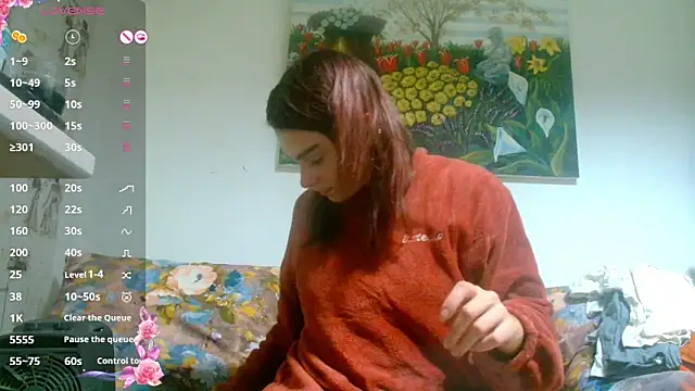 Snapshot of Sophie_Bell chatting on 12-06-24, 10:41 Sophie Bell online show from 12-06-24, 10:41