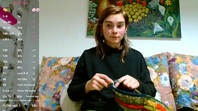 Snapshot of Sophie_Bell chatting on 01-18-25, 09:02 Sophie Bell online show from 01-18-25, 09:02