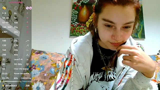 Snapshot of Sophie_Bell chatting on 01-31-25, 06:36 Sophie Bell online show from 01-31-25, 06:36