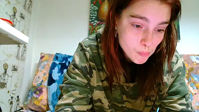 Snapshot of Sophie_Bell chatting on 02-24-25, 08:36 Sophie Bell online show from 02-24-25, 08:36