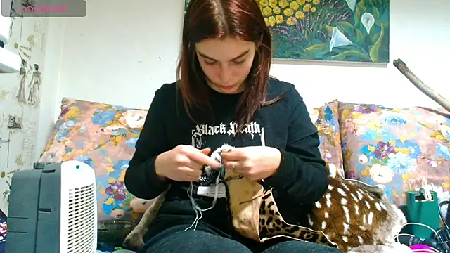 Snapshot of Sophie_Bell chatting on 03-14-25, 07:34 Sophie Bell online show from 03-14-25, 07:34
