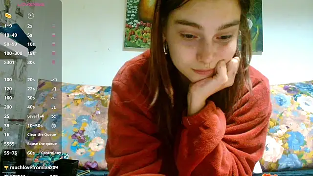 Snapshot of Sophie_Bell chatting on 03-22-25, 06:14 Sophie Bell online show from 03-22-25, 06:14