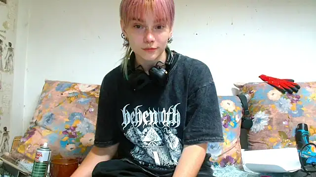 Sophie Bell online show from 06-14-26, 07:27