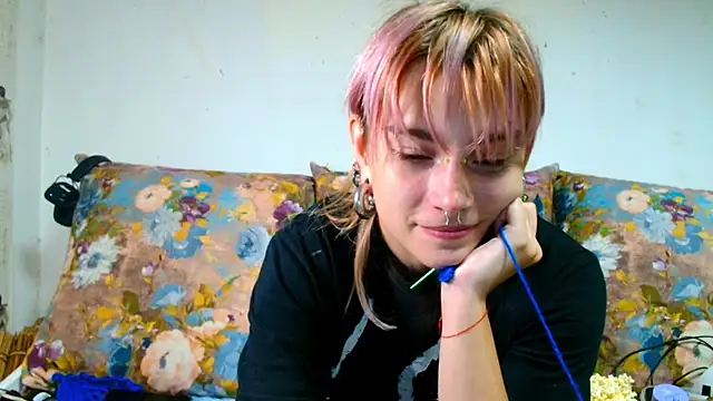 Sophie Bell online show from 07-16-26, 08:48