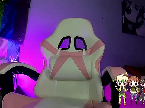 Charlotte Joestar online show from 12-18-25, 05:19