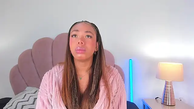 Nicole Paradise online show from 01-10-26, 12:40