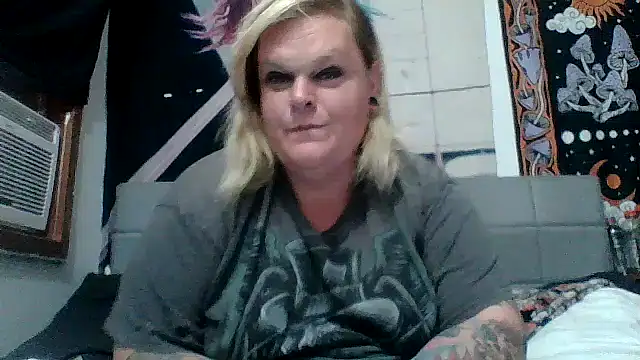 Trans Girl next door420 online show from 07-04-26, 01:23