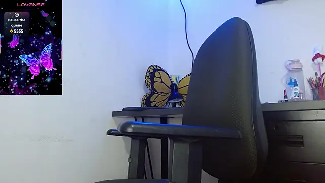 SophiaMeyerst online show from 11-11-25, 06:08