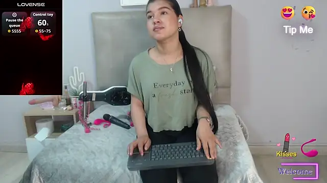 SophiaMeyerst online show from 07-09-26, 02:54