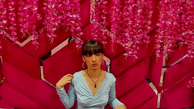 Snapshot of Aurora_18 chatting on 02-07-25, 09:04 Aurora 18 online show from 02-07-25, 09:04