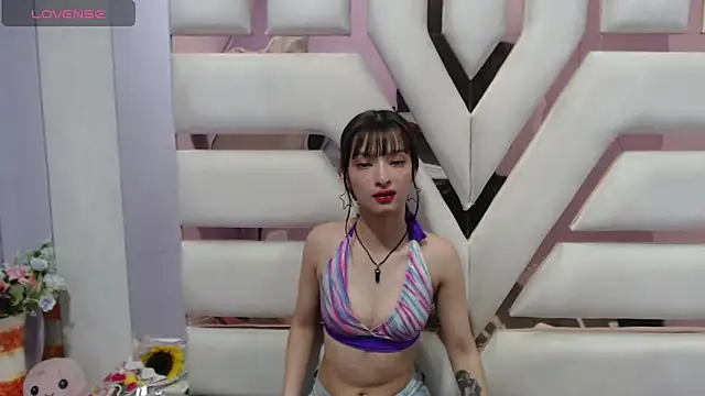 Snapshot of Aurora_18 chatting on 03-09-25, 12:10 Aurora 18 online show from 03-09-25, 12:10