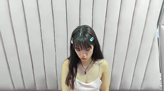 Snapshot of Aurora_18 chatting on 03-12-25, 12:53 Aurora 18 online show from 03-12-25, 12:53