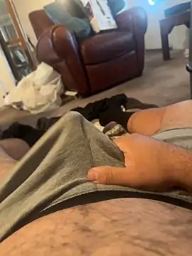 Snapshot of Jayare95 chatting on 11-17-25, 07:41 Jayare95 online show from 11-17-25, 07:41