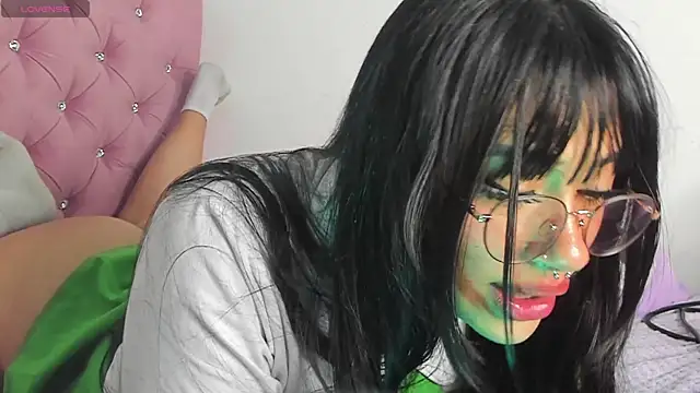 Snapshot of Akari1_Mischief chatting on 01-31-25, 04:14 Akari1 Mischief online show from 01-31-25, 04:14