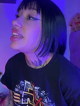 Snapshot of Akari1_Mischief chatting on 03-23-25, 05:10 Akari1 Mischief online show from 03-23-25, 05:10