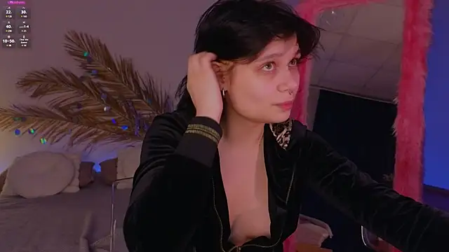 Snapshot of ari_rari chatting on 02-01-25, 03:19 ari rari online show from 02-01-25, 03:19