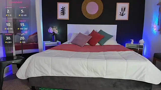 VioletPaket online show from 04-09-26, 11:37