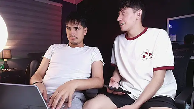 thiago rockwelll online show from 04-26-26, 01:58