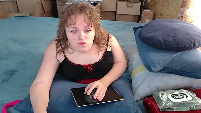 MiniNatalie online show from 09-12-25, 04:45