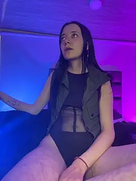 Isabella 21x online show from 04-16-26, 09:39