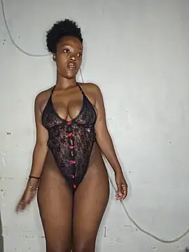 Snapshot of curvysexybody chatting on 06-14-26, 01:14 curvysexybody online show from 06-14-26, 01:14