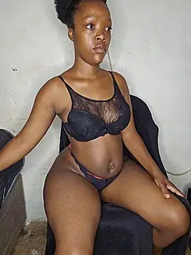 Snapshot of curvysexybody chatting on 06-14-26, 03:08 curvysexybody online show from 06-14-26, 03:08