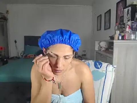 Snapshot of Corina_hot chatting on 12-12-24, 07:48 Corina hot online show from 12-12-24, 07:48