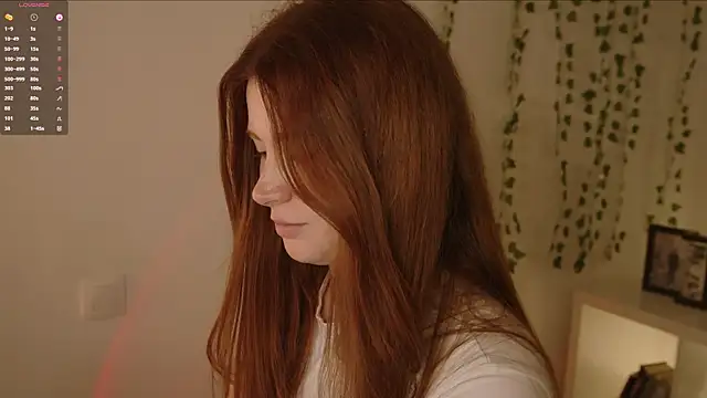 Freckle Diyana online show from 10-11-25, 10:08