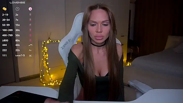 Snapshot of Evelinka chatting on 01-16-26, 12:31 Evelinka online show from 01-16-26, 12:31