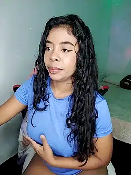 Fanny Klean online show from 10-26-25, 04:18