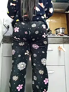 Manpreet kaur21 online show from 12-23-24, 12:52