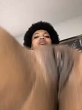 KimiAqua online show from 02-13-25, 08:24