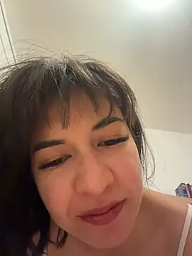 Snapshot of BitchyBratxxx chatting on 03-09-26, 05:17 BitchyBratxxx online show from 03-09-26, 05:17