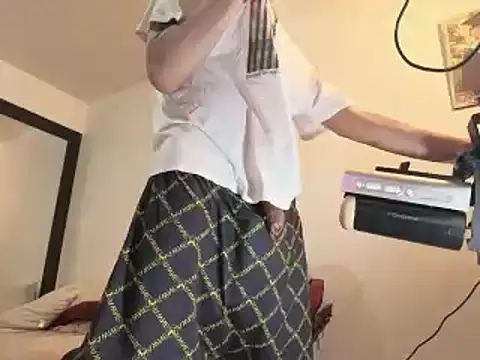 Snapshot of badanyboy chatting on 03-12-26, 07:36 badanyboy online show from 03-12-26, 07:36